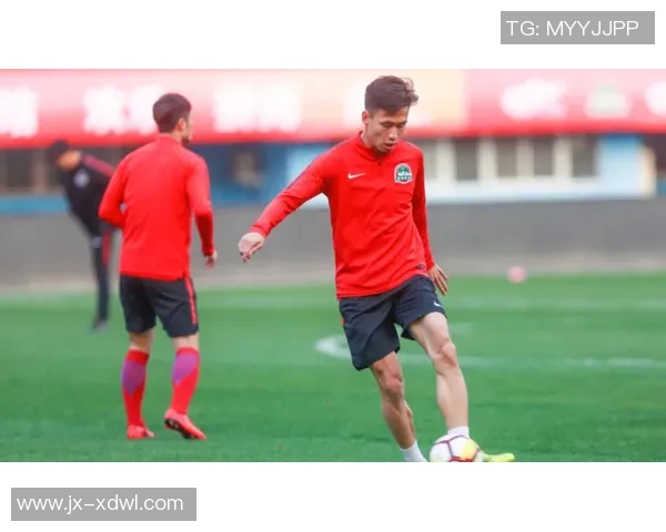 3月3日河南建业迎战大连一方期待精彩对决助力球队争取胜利 3月3日河南建业迎战大连一方期待精彩对决助力球队争取胜利